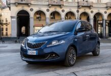 BMW dizajner priznaje da je retro dizajn cool, ali i previše dosadan za tržište