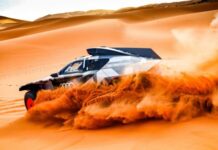 Audi na Dakaru nastupa sa modelom RS Q e-tron. Zavirite u unutrašnjost