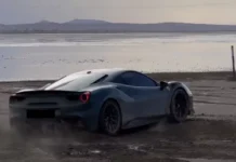 Nevjerovatno: Ferrarijem 488 GTB driftao po blatu
