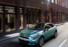 Razvoj Citroen game: Citroën C4 i e-C4 – novi sistem info-zabave i dvobojni stil. Citroen C5 X – nova Plug-In Hybrid ponuda i više poluautonomne vožnja