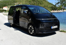 Test: Hyundai Staria Lux 2.2 CRDi A8 4WD Premium – VIP shuttle za duga putovanja