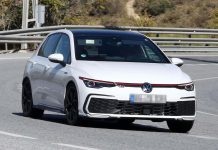 Upomoć, “kidnapovao” me električni MG. Nestvarna priča iz škotske