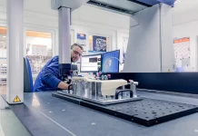 Kriza u Njemačkoj auto industriji nikad nije bila veća: Na rubu propasti firma kojoj su glavni klijenti bili BMW, Volkswagen….